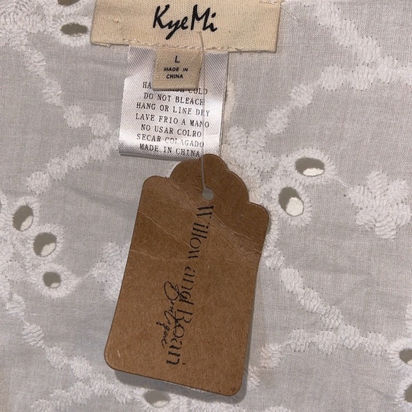 🌹NWT: KYE MI EYELET MAY FLOWERS CARDIGAN - Picture 7 of 9